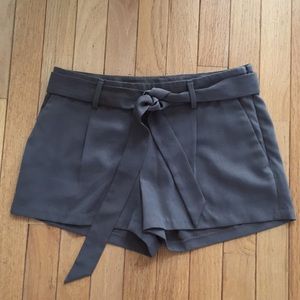 Express Shorts